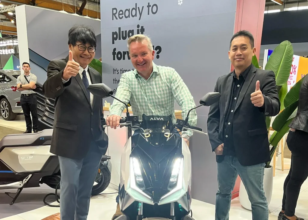 Indonesian Electric Motorcycles on Show at Exhibition in Sydney